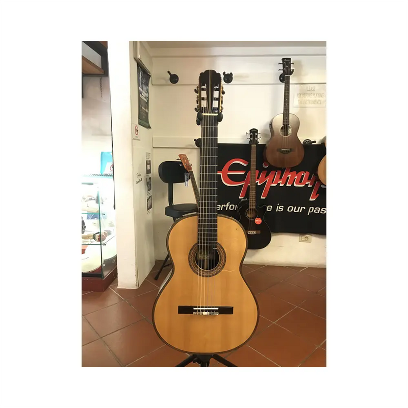 Carica immagine in Galleria Viewer, UMBERTO RACCIS CHITARRA CLASSICA *USATO*