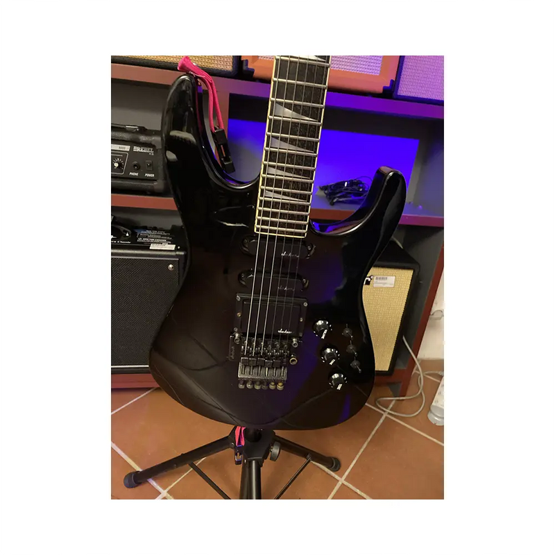Carica immagine in Galleria Viewer, CHARVEL/JACKSON Model 6 1987 *USATO*

