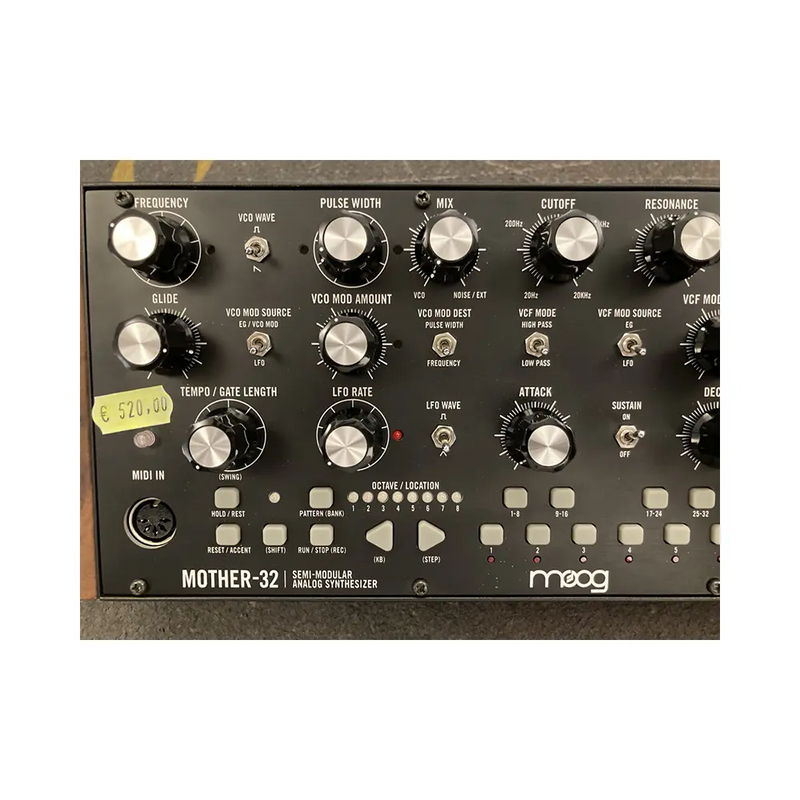 Carica immagine in Galleria Viewer, MOOG MOTHER-32 *USATO*
