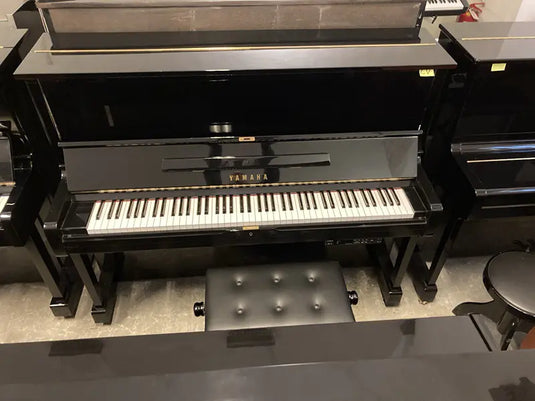 YAMAHA U1H Nero Lucido Silent Genio Neo *USATO*